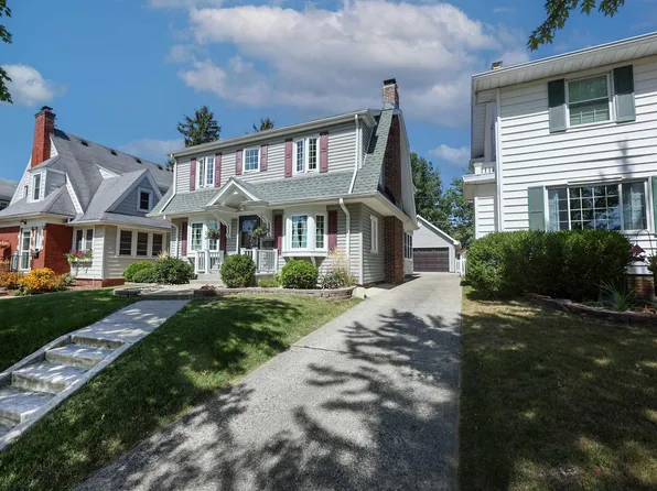 910 Pasadena Dr, Fort Wayne, IN 46807