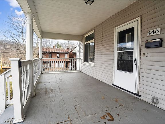 4th image of 446 N School St