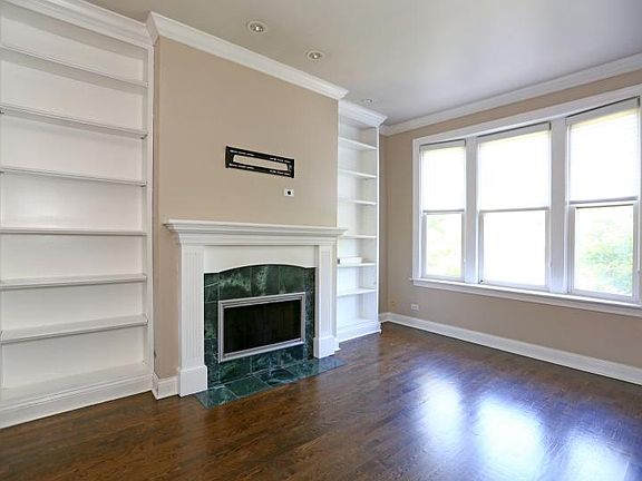 3rd image of 3852 N Southport Ave #Chispr_3