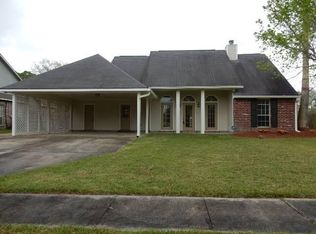 3686 Elizabeth Place Dr, Zachary, LA 70791