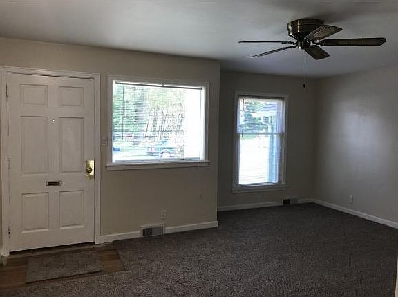4th image of 54 Martin Ave
