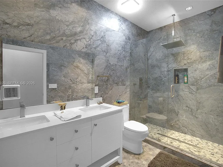 230 Porgee Rock Pl — Photo 39