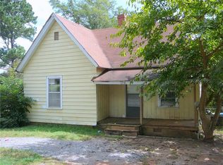 10 P St, Anderson, SC 29625