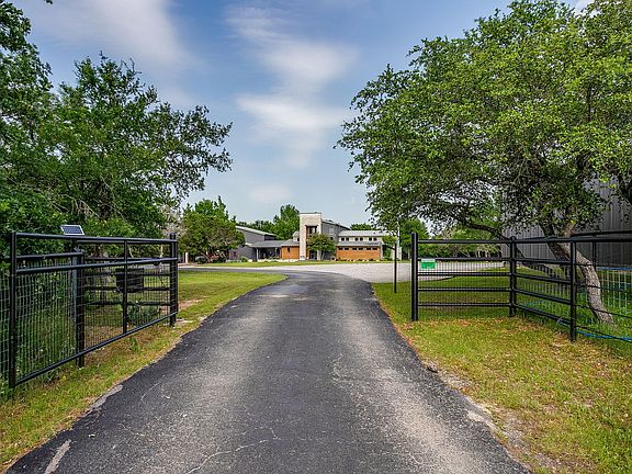 2nd image of 357 Wood Lake Rd