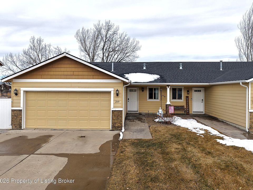 1st image of 249 Kuchenski Dr
