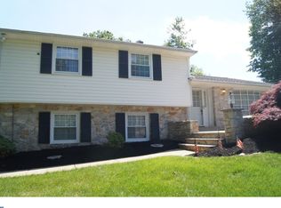 1581 Chinquapin Rd, Holland, PA 18966