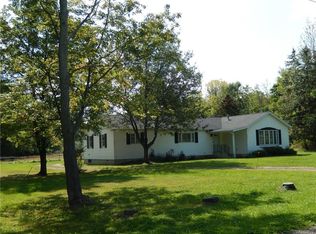 6937 Lake Shore Rd, Derby, NY 14047