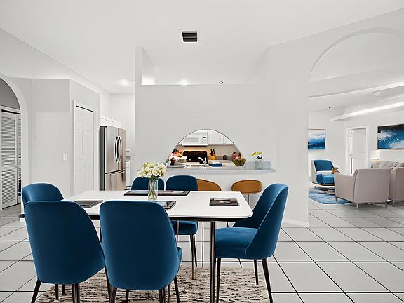 4th image of 4584 Windmill Road