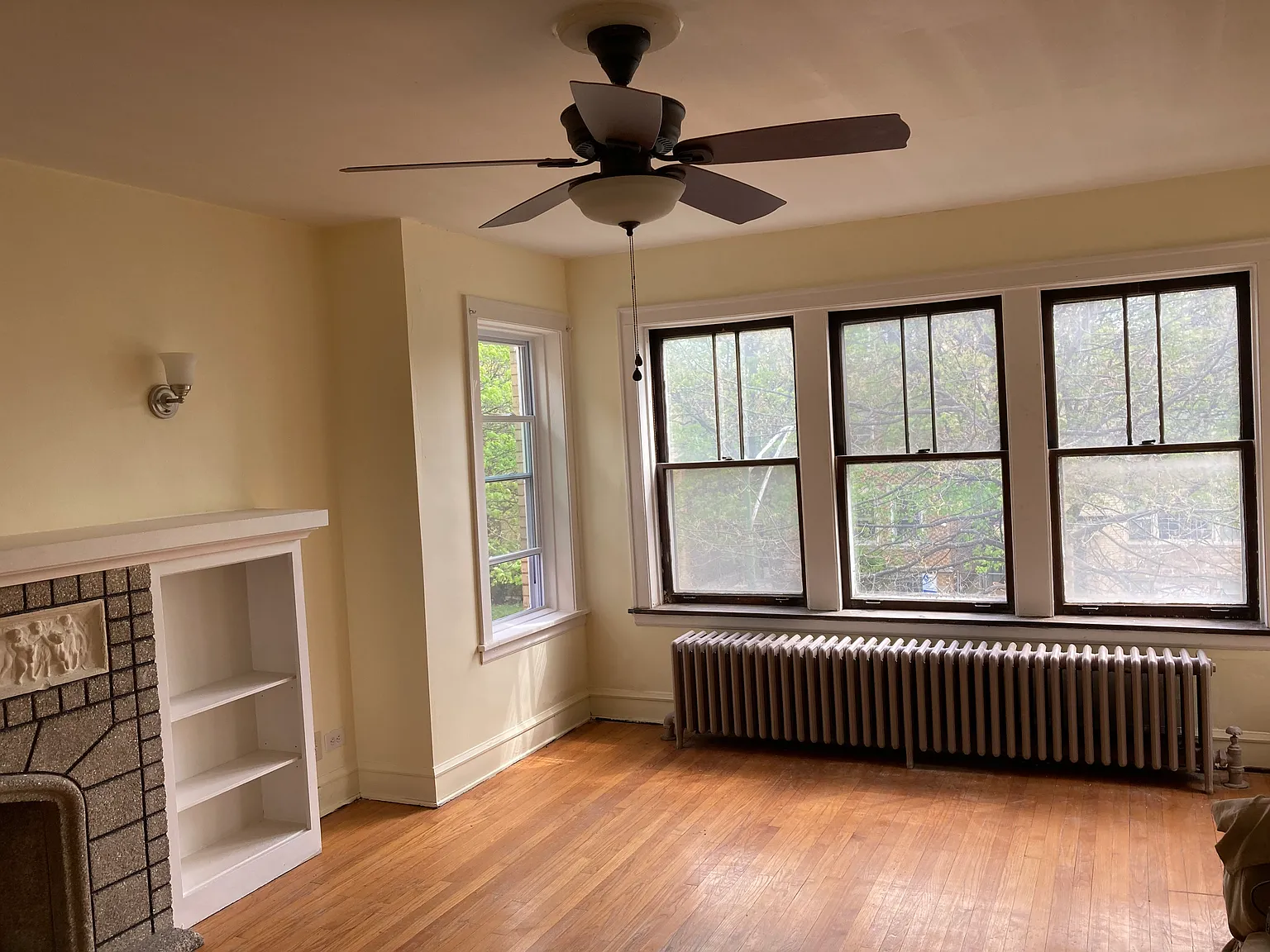 3 bed, 1200 sqft, $1,600 — Photo 4