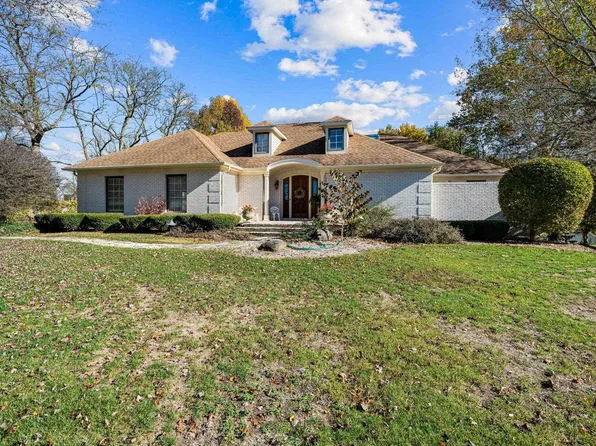 15532 Signal Hill Ct, Granger, IN 46530