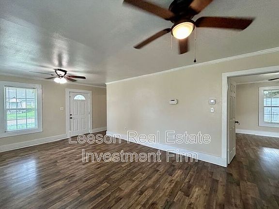 4th image of 905 Rome St