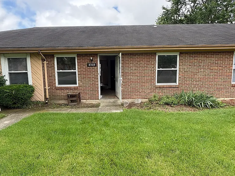 8365 Washington Village Dr #8365 — Photo 1