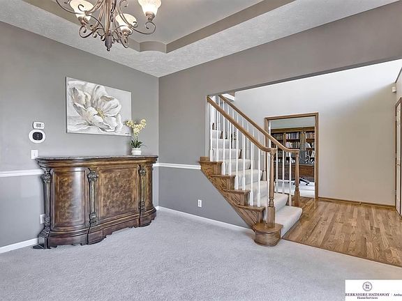 3rd image of 2709 Northwood Cir
