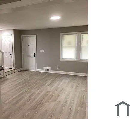 3 bed, $2,100 — Photo 4