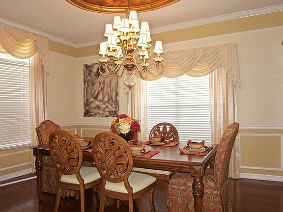 5th image of 232 Fairway Pointe Cir