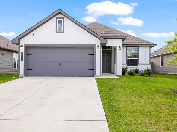 242 Boatright Blvd, Jarrell, TX