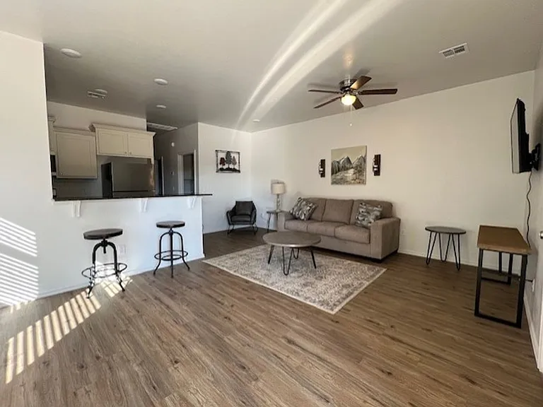 1209 SW Oklahoma Ave — Photo 13