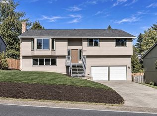 3525 SW Pomona St, Portland, OR 97219
