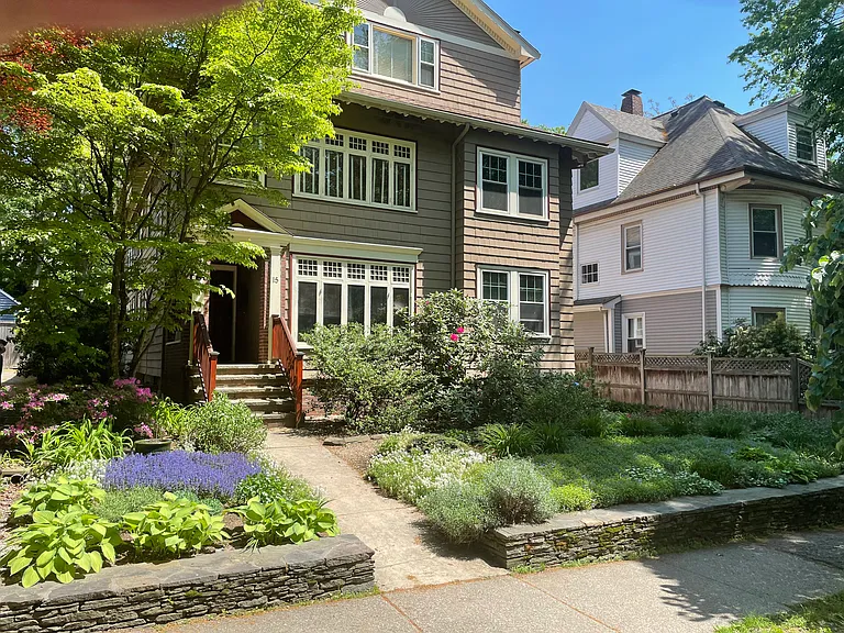 15 Stetson St #1 — Photo 11