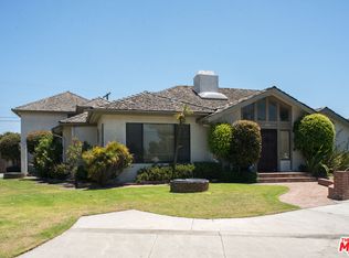 8300 Regis Way, Los Angeles, CA 90045