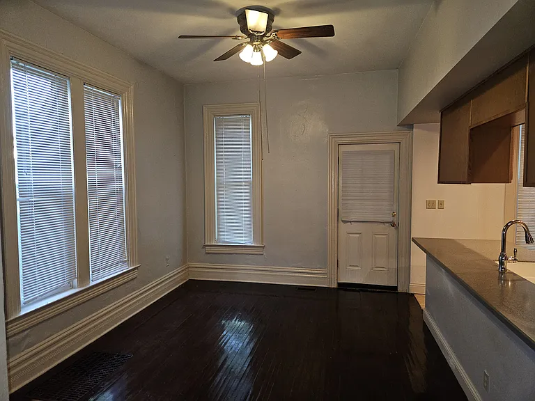 213 Smith Ave #2 — Photo 3