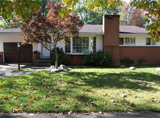 6676 Rochelle Blvd, Parma Heights, OH 44130