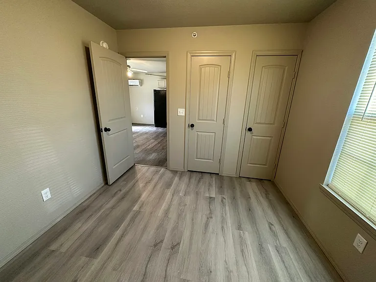 Back bedroom