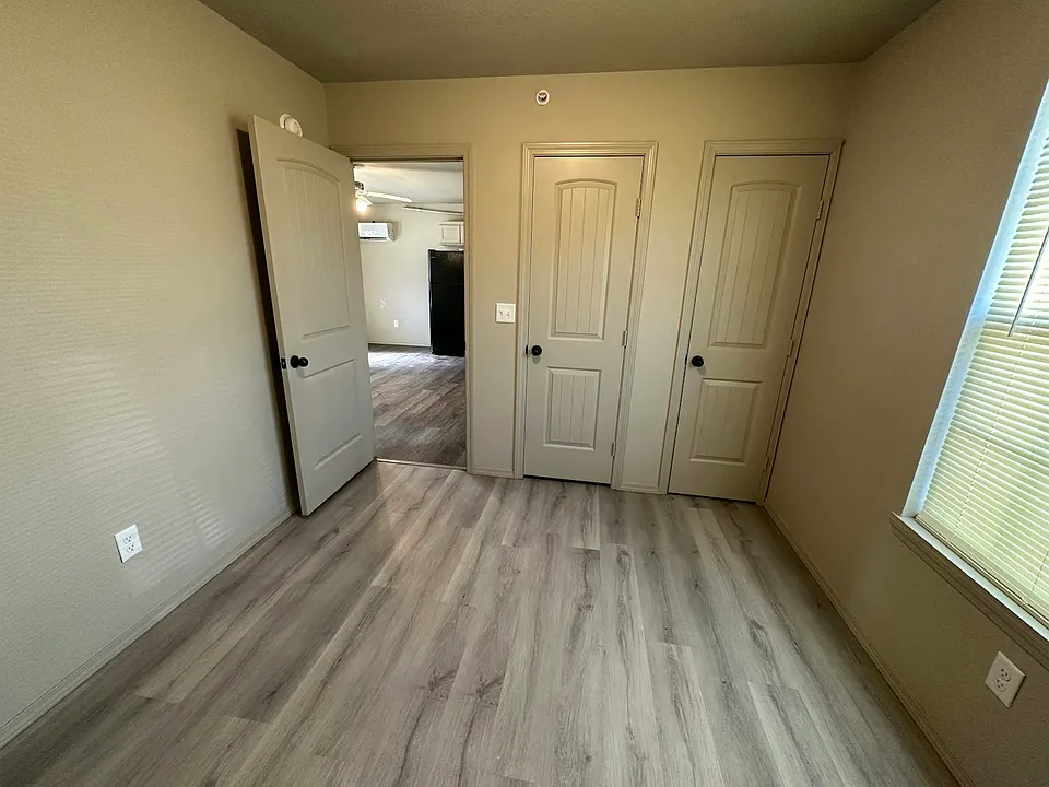 Back bedroom