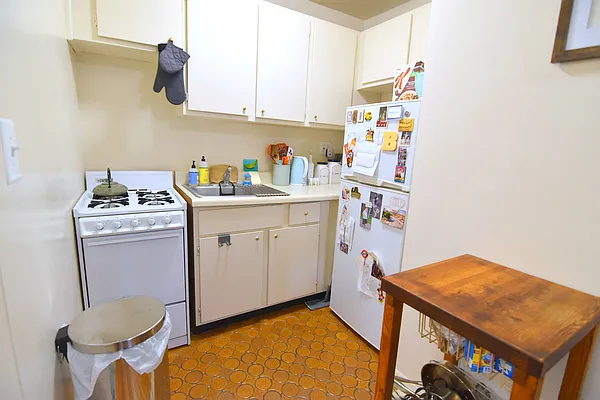 Rented by Manhattan Spaces | media 12