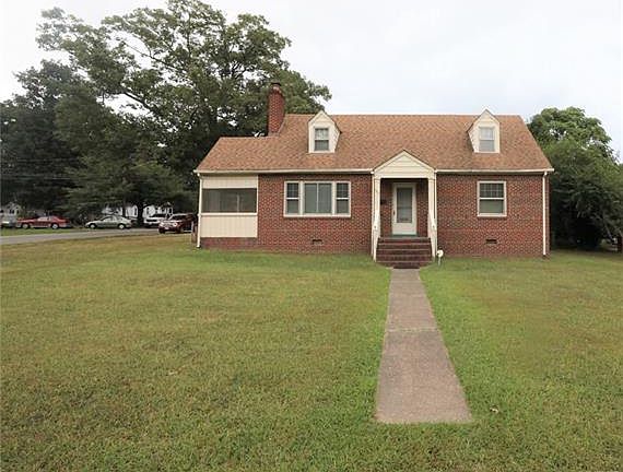 2nd image of 1201 Evergreen Ave
