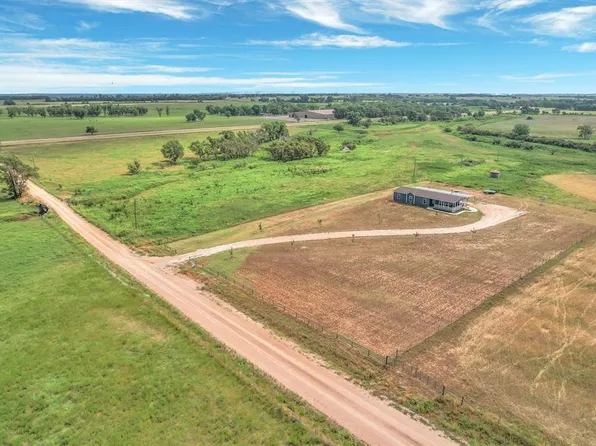 12416 N 1700th Rd, Erick, OK 73645