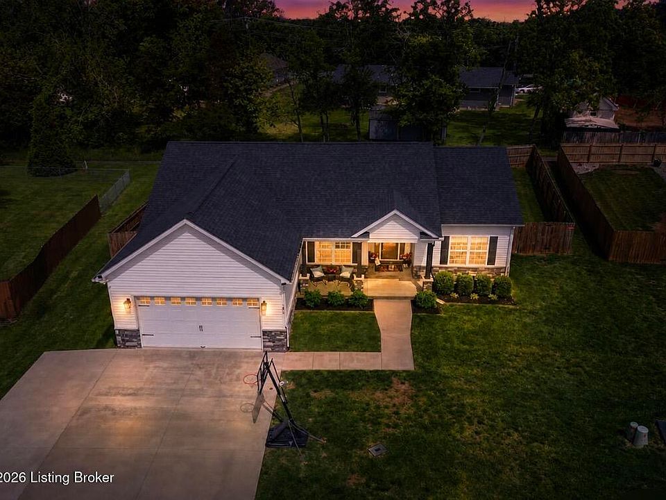 1st image of 203 Emmaus Cir