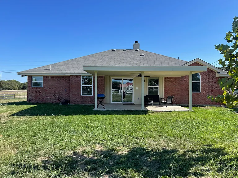136 County Road 4889 — Photo 10