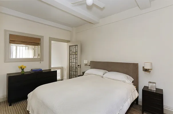 Sold by Corcoran | media 21