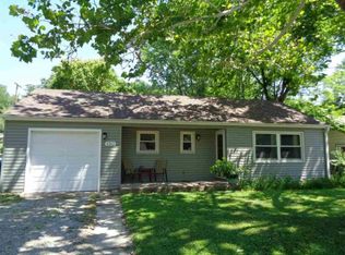 4312 SW 23rd St, Topeka, KS 66614