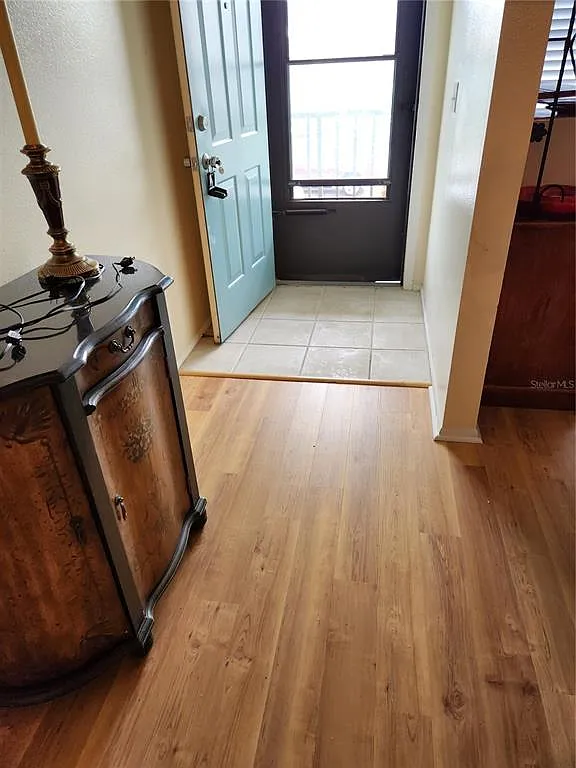2 bed, 2.0 bath, 983 sqft, $1,800 — Photo 4
