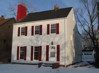 3635 Rolliston Rd, Shaker Heights, OH 44120