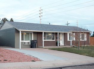 6103 Shannon Ave, Cheyenne, WY 82009
