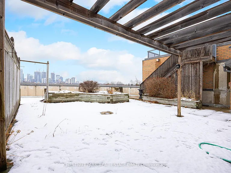 1818 Bayview Ave #607 — Photo 22