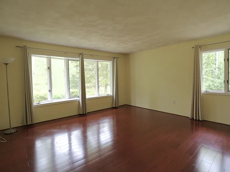1 Piper Rd — Photo 32