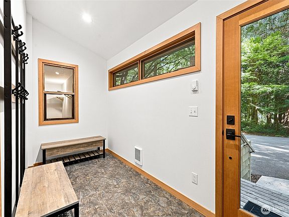 5th image of 13193 N Madison Avenue NE