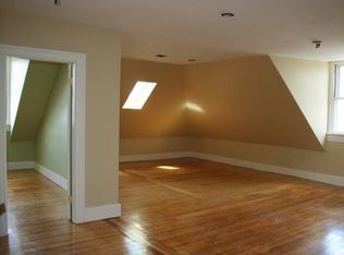 340 Broadway, Providence, RI 02909