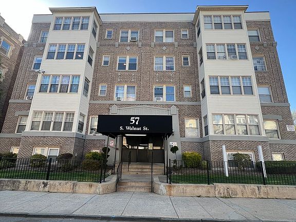 2nd image of 57-73 S Walnut St #5