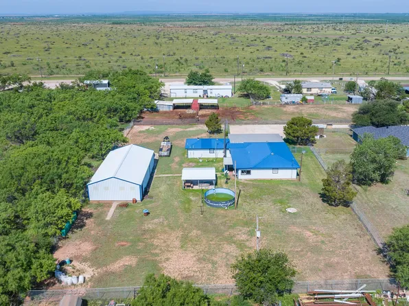 8867 Spinks Rd, Abilene, TX 79603