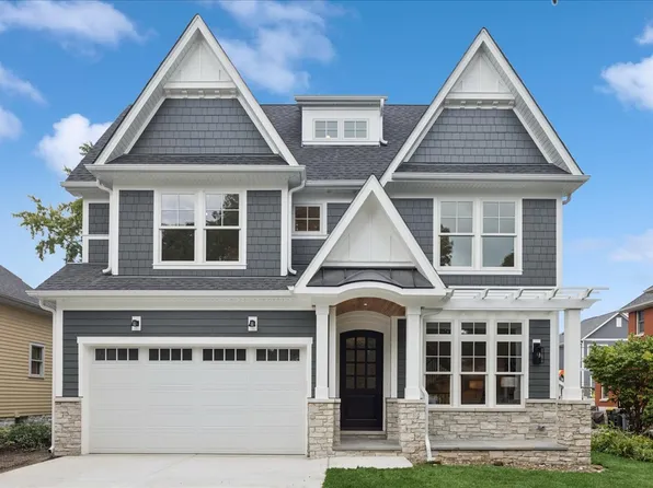 334 S Ashland Ave, La Grange, IL 60525