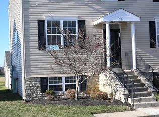 291 Oxford Oak Dr, Blacklick, OH 43004