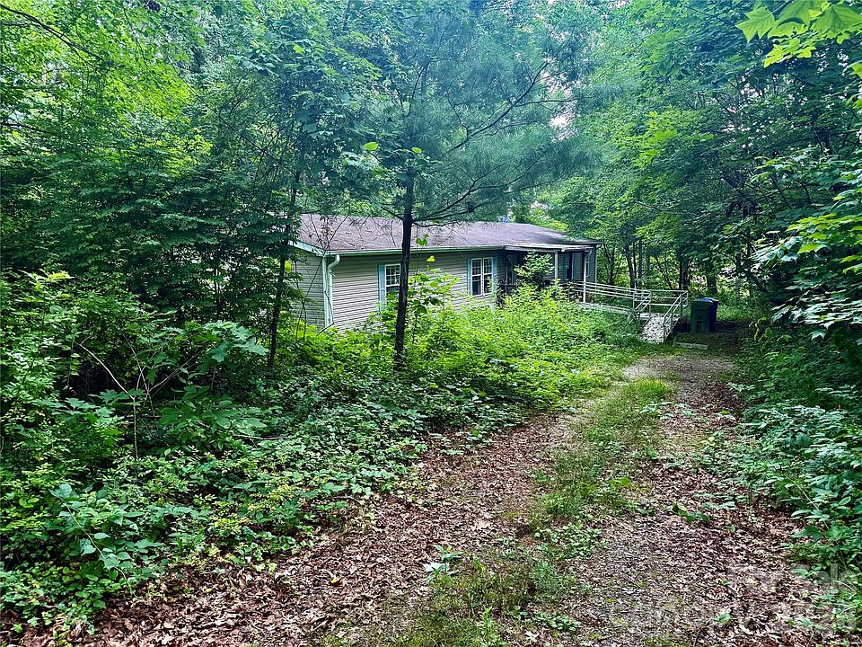 1st image of 549 Caribou Rd