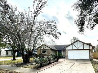 608 Pebbleshire Dr, Houston, TX 77062