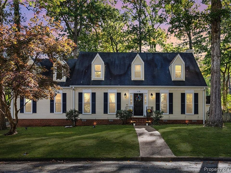 1st image of 116 King Forest Ln