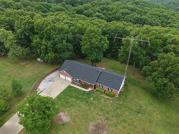 4th image of 1384 Tilden Road